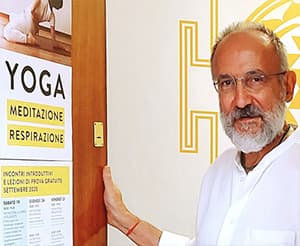 Maurizio Di Massimo - Istruttore Yoga, esperto di Ayurveda e Fitoterapia, erborista a Pesaro